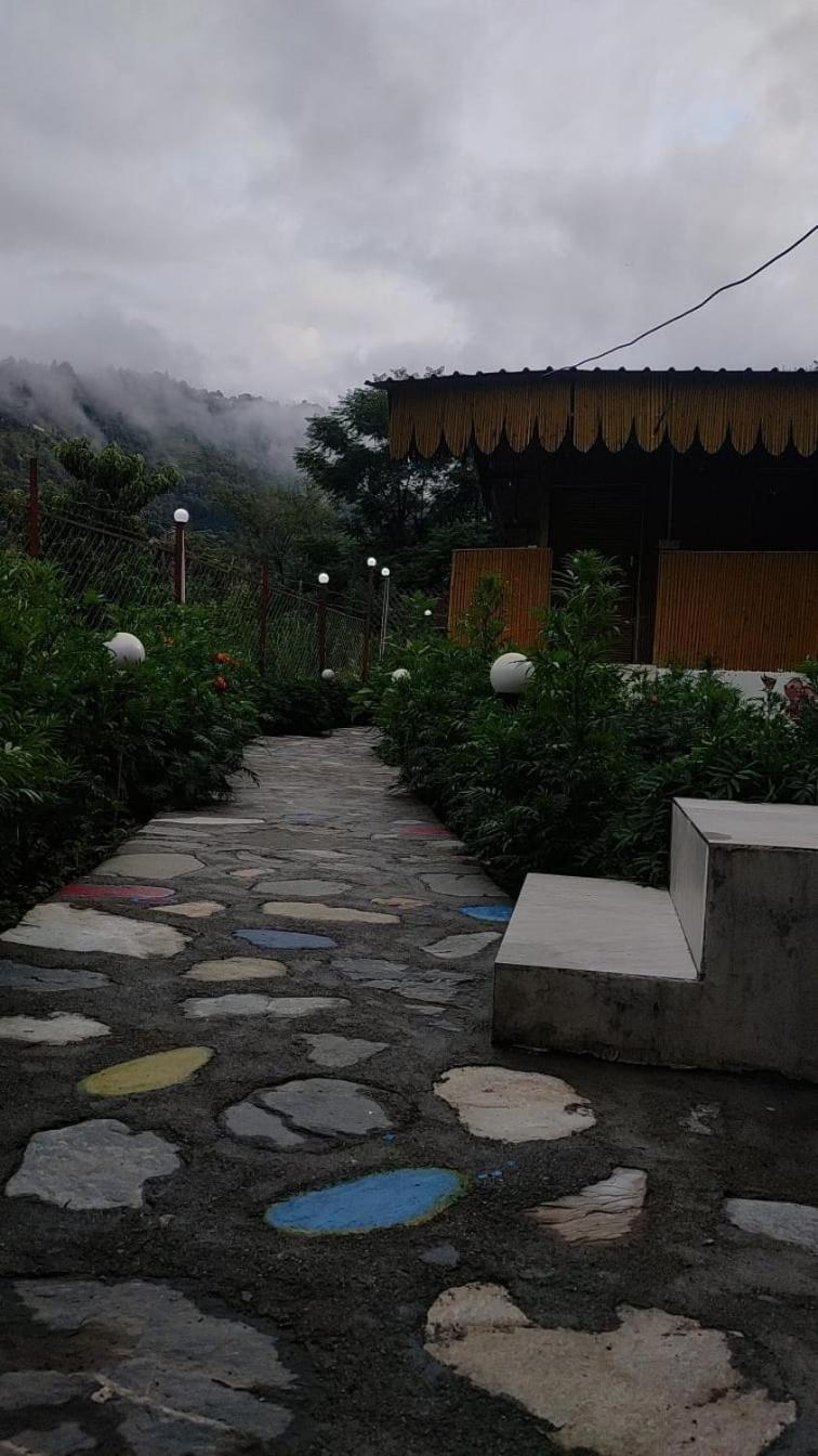 Krishna Kutir, Talla Ramgarh By The Meditating Society Exterior photo